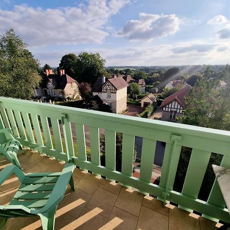 Studio Avec Superbe Vue 5Min A Pied Des Thermes Bagnoles de l'Orne Normandie Luaran gambar